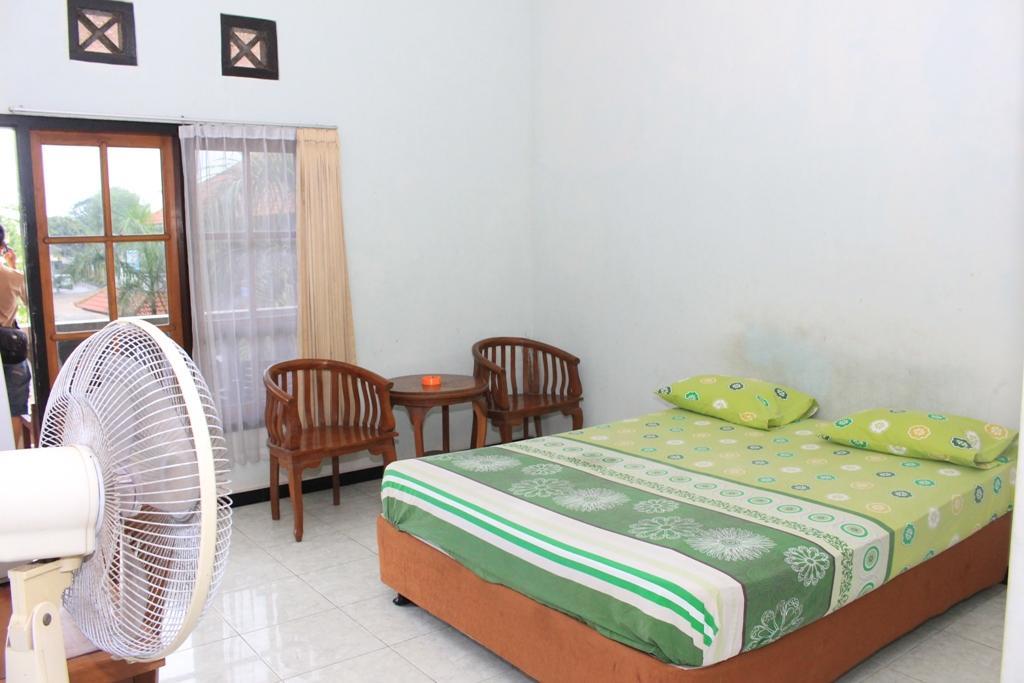 Baru Dua Beach Hotel Banyuwangi  Eksteriør billede